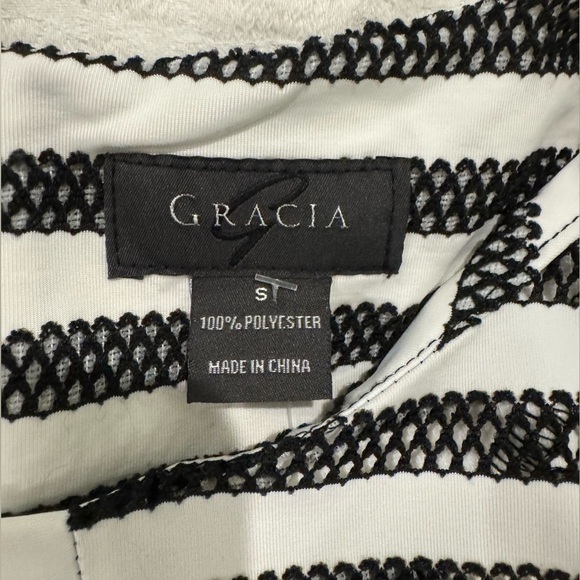 GRACIA Black Asymmetrical Blouse Zip Back Size Statement Top stripe - Picture 4 of 6